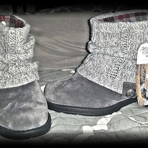 MukLuks Boots